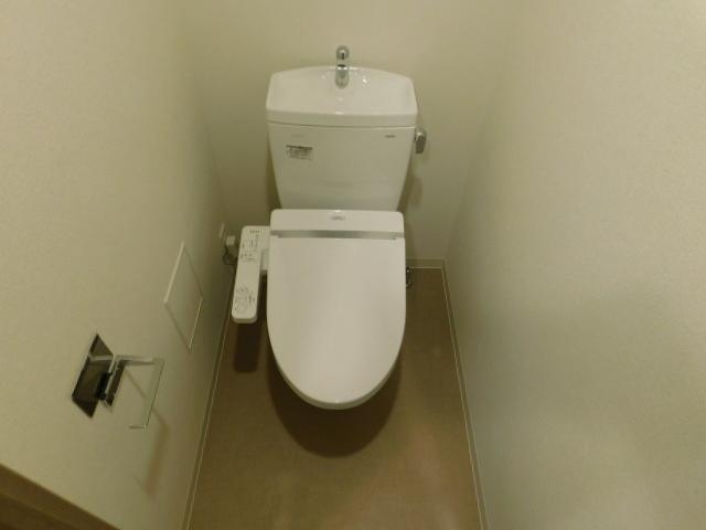 トイレ　ウォシュレットついてます