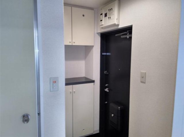 ローズマンションA31番館の玄関写真