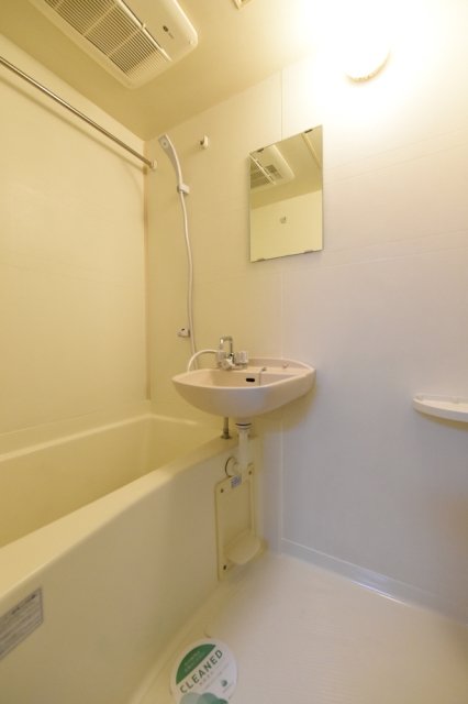 バス・シャワールーム　バス