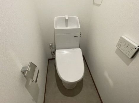 トイレ　別号室参考写真
