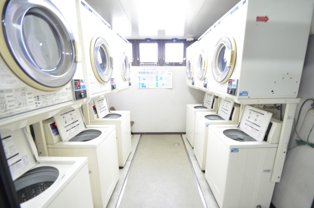 その他共有部分　コインランドリー
