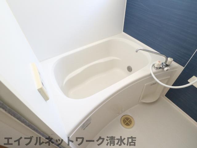 バス・シャワールーム　日々の疲れを癒すお風呂付です