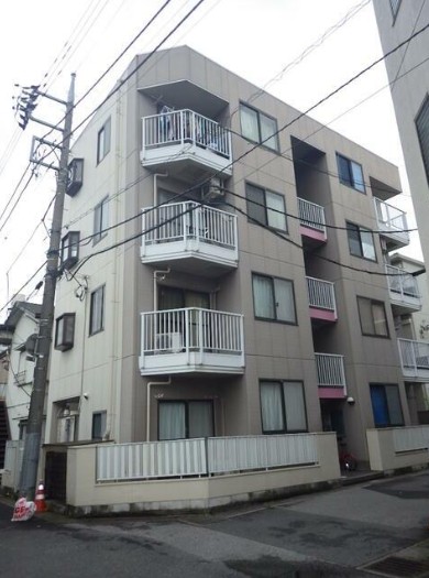 松戸市上本郷のマンションの建物外観