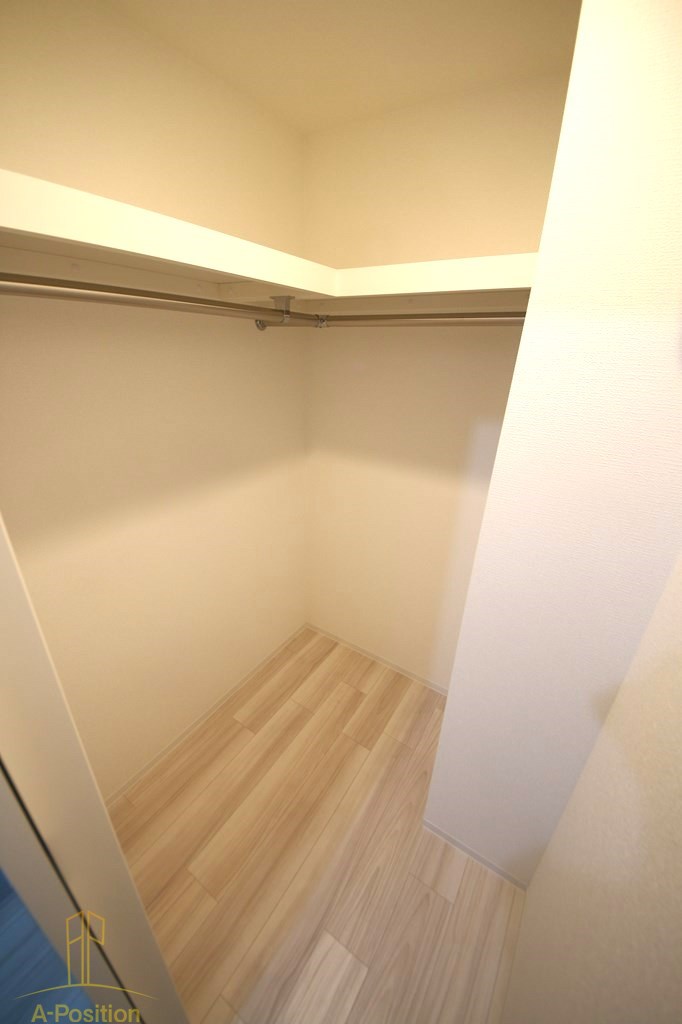 収納　セレニテ阿波座ミラク