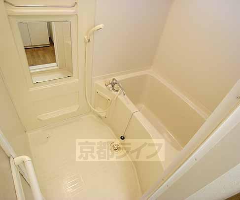 バス・シャワールーム　ゆったりセパレート。