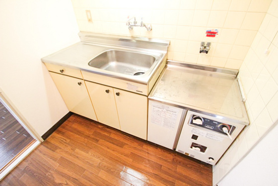 キッチン　※別部屋の写真です