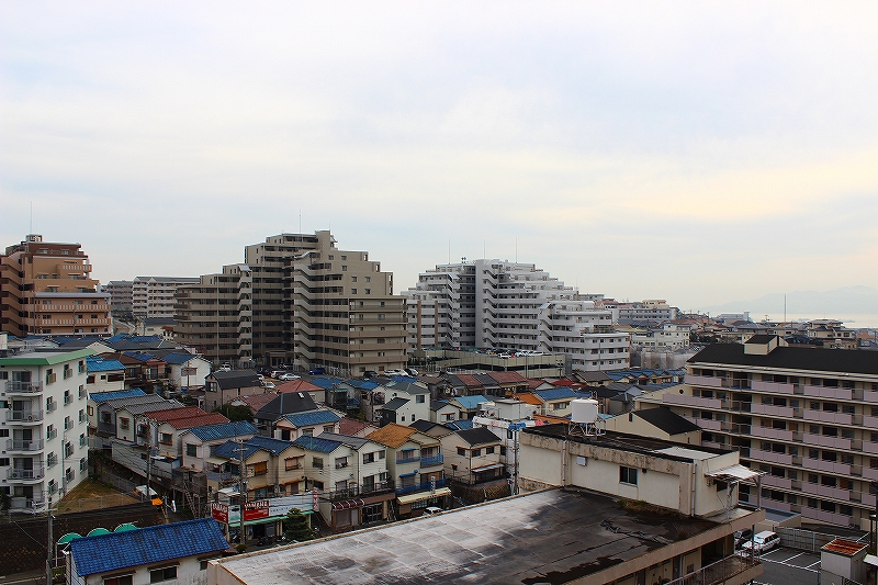 【神戸市垂水区上高丸のマンションの眺望】