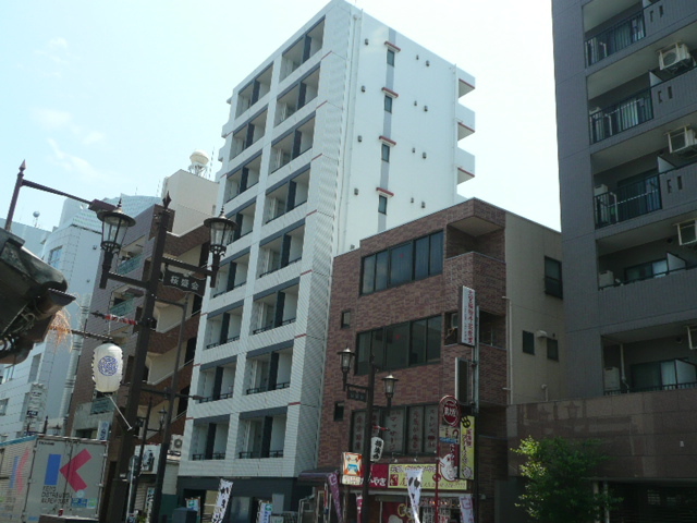 さいたま市大宮区桜木町のマンションの建物外観