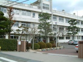 小学校　広島市立井原小学校（小学校）まで700m