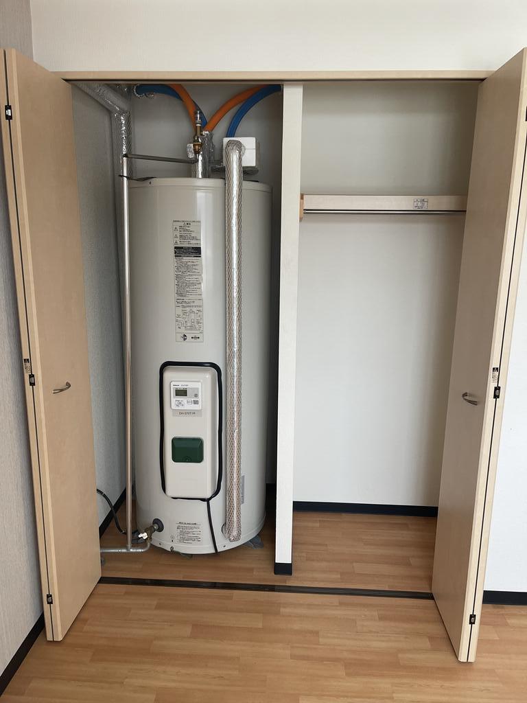 その他設備　電気温水器