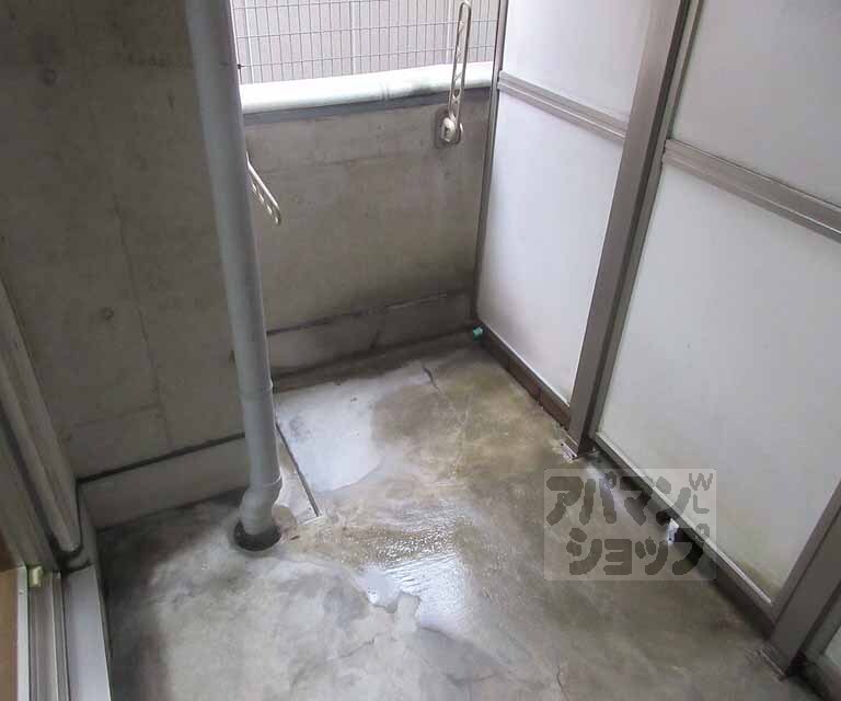 バルコニー　洗濯物たくさん干せます。