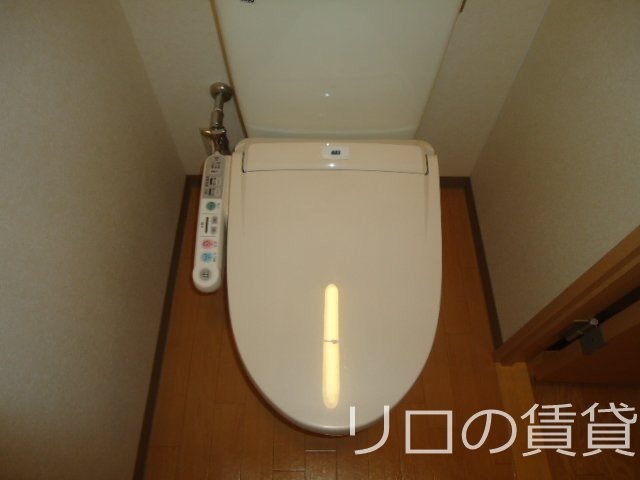 トイレ　別号室イメージ