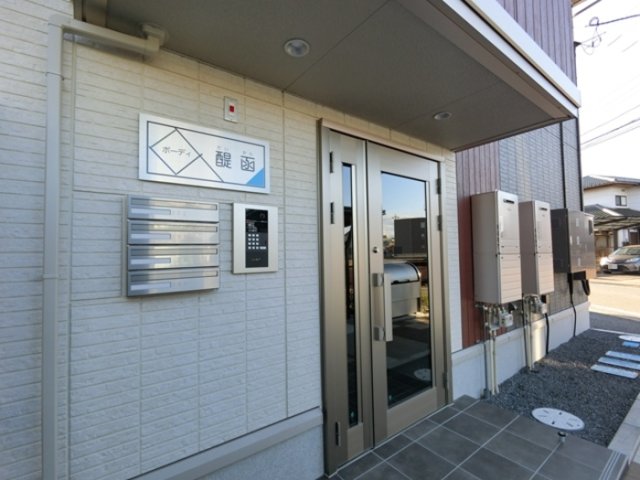 エントランス　オートロックのエントランス