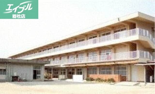 中学校　井原市立木之子中学校（中学校）まで983m