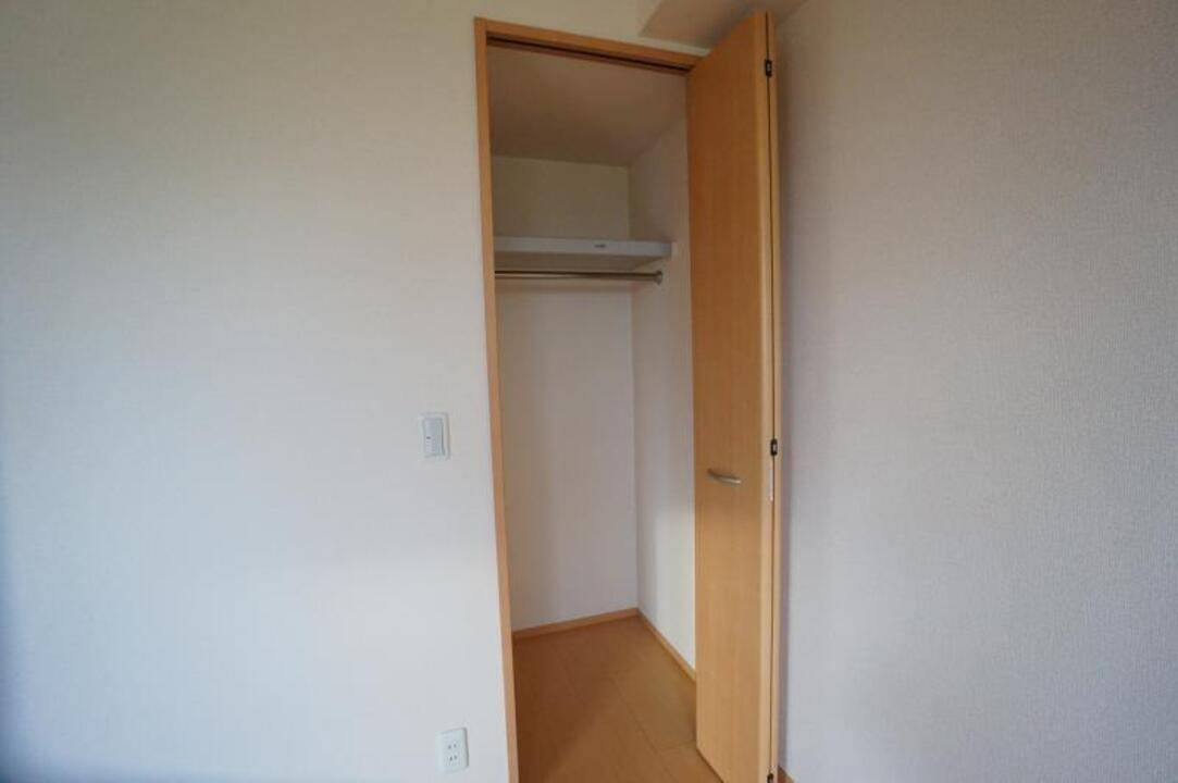 収納　クローゼット