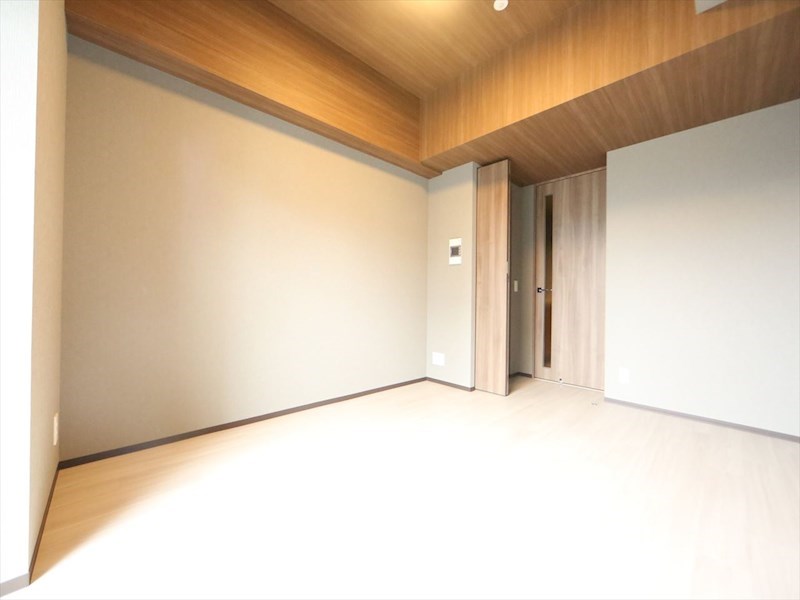 居室・リビング　洋室7.6帖　クローゼット付（収納充実してます）