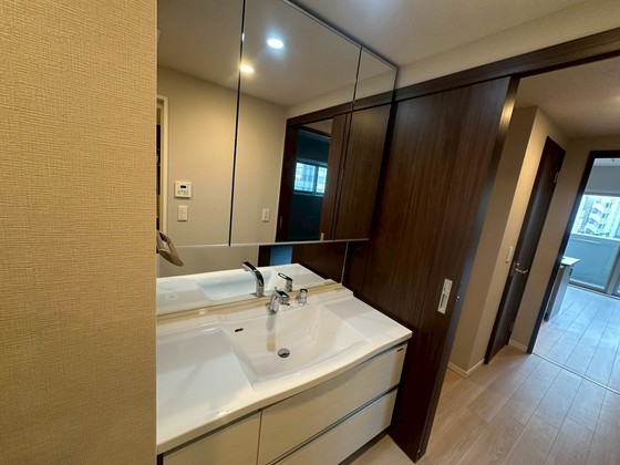 洗面設備　※別部屋の写真です
