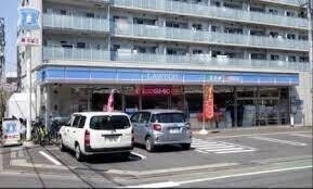 コンビニ　ローソン板橋東坂下一丁目店（コンビニ）まで353m