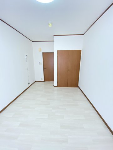 エスポワールの居間写真
