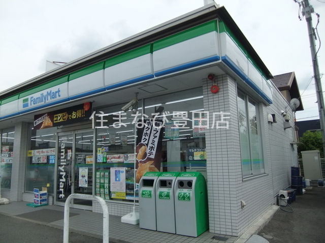 コンビニ　ファミリーマート豊田若宮店（コンビニ）まで492m