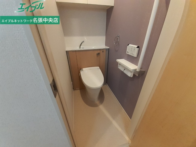 トイレ　同物件別室画像