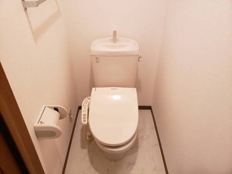 トイレ　図面と現状に相違がある場合には現状を優先