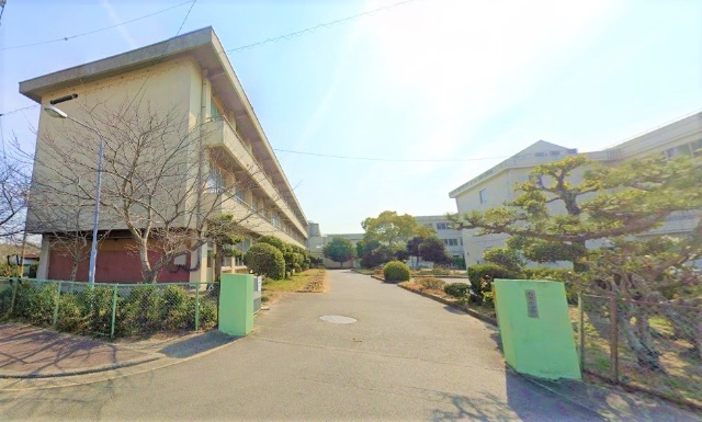 中学校　美浜町立野間中学校（中学校）まで2082m