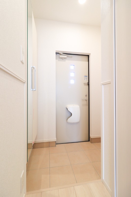 玄関　図面と現状に相違がある場合には現状を優先