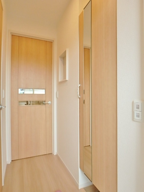 玄関　図面と現状に相違がある場合には現状を優先