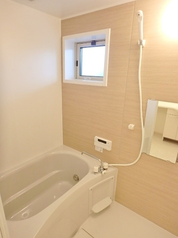 バス・シャワールーム　図面と現状に相違がある場合には現状を優先