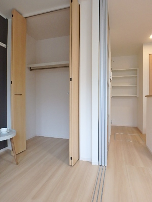 収納　図面と現状に相違がある場合には現状を優先