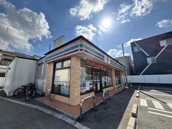 コンビニ　セブンイレブン堺引野町2丁店（コンビニ）まで915m
