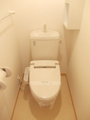 トイレ　温水洗浄便座