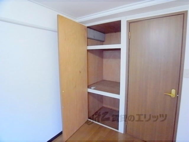 収納　収納もきちんと付いています。
