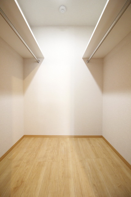 収納　★ウォークインクローゼット★※同種同型の仕様となります。