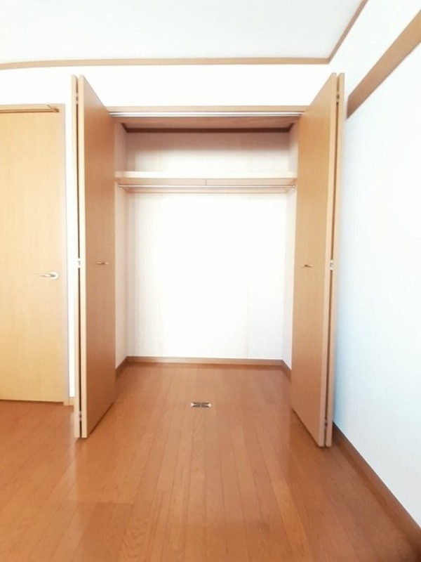 収納　図面と現状に相違がある場合には現状を優先