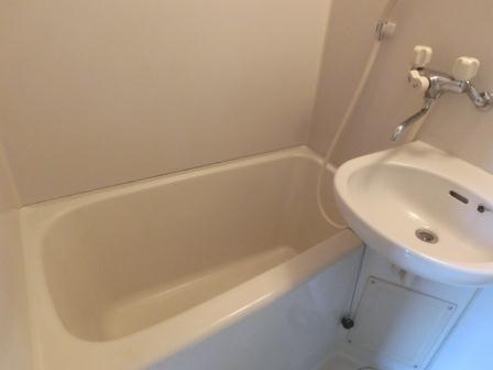 バス・シャワールーム　※別のお部屋の写真の為、現況を優先とさせて頂きます。