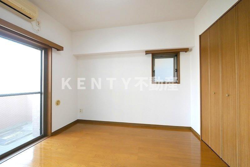 その他部屋・スペース　落ち着いて過ごせるお部屋なので、寝室にいかがでしょうか