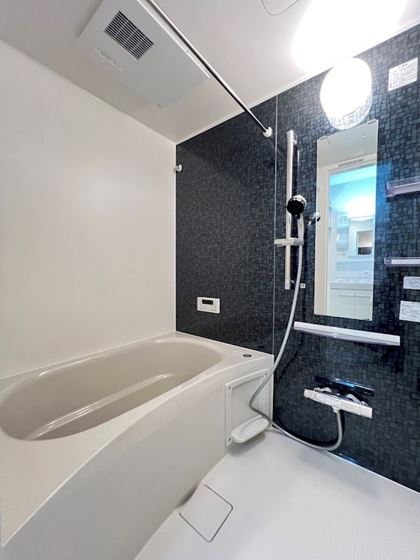 バス・シャワールーム　浴室乾燥付き