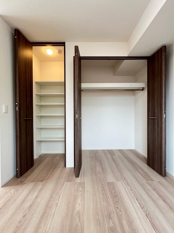 収納　奥行きのある収納