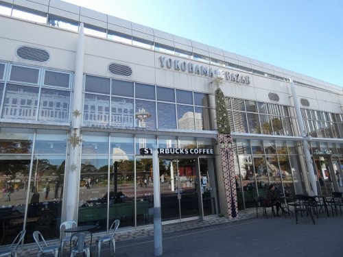 飲食店　スターバックスコーヒー 桜木町駅前店（飲食店）まで1220m