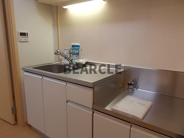 キッチン　京都市営地下鉄丸太町駅まで450m