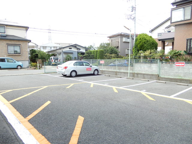 駐車場　敷地内駐車場※空要確認