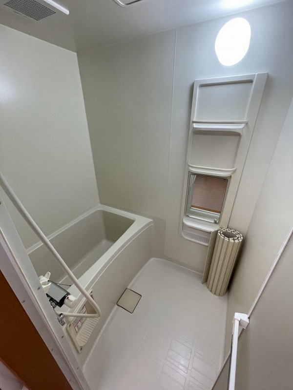 バス・シャワールーム　浴室