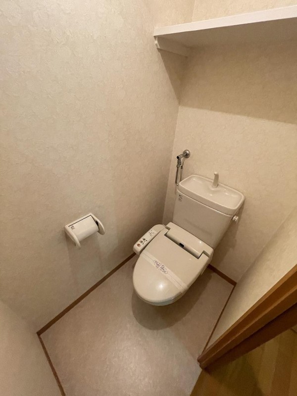 トイレ　トイレ