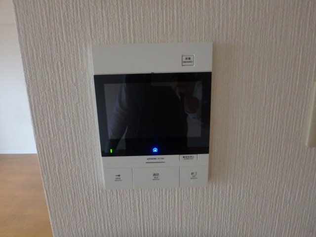 セキュリティ　モニター付きインターホン