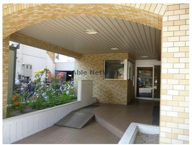 エントランス　エントランス部分