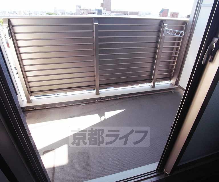 眺望　広めのバルコニです