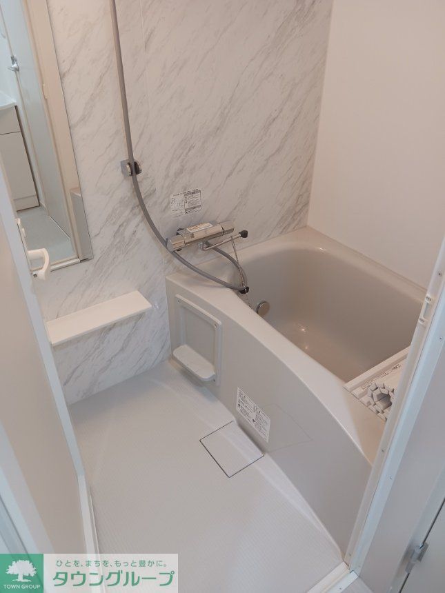 バス・シャワールーム　バス