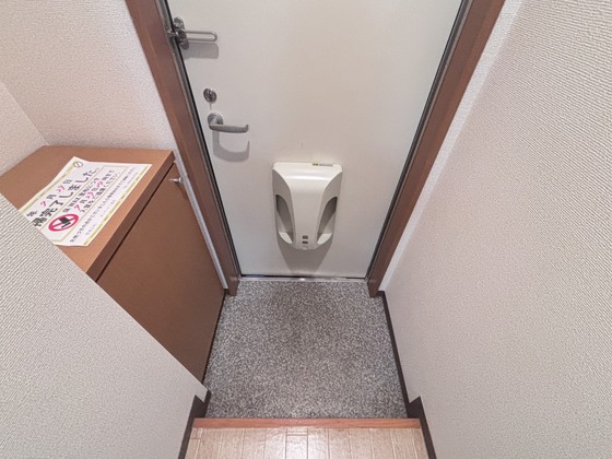玄関　同仕様タイプ